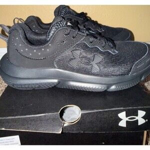 NWB Size 4Y Solid Black Under Armour Boys Grade School Assert 10 Shoes Kids